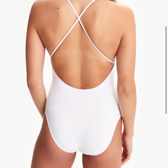 Lole Calayan One Piece Swimsuit White Medium - Picture 3 of 8